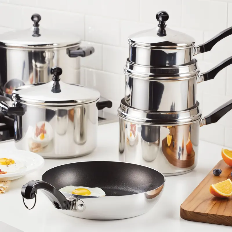 12-Inch Stainless Steel Covered Frying Pan With Helper Handle 2